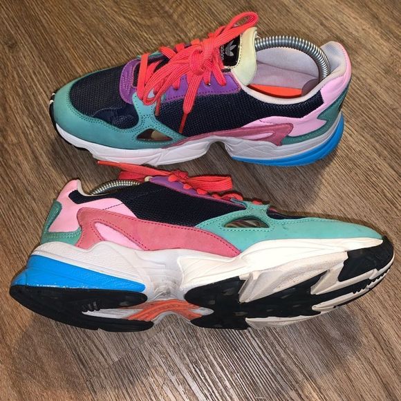 adidas multi colored woman’s athletic shoes excellent pre owned condition 7.5. - Picture 1 of 11